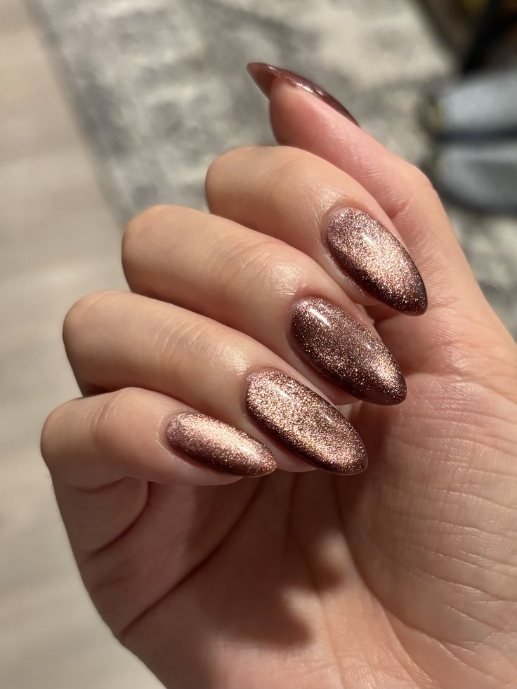 Cateye Nails