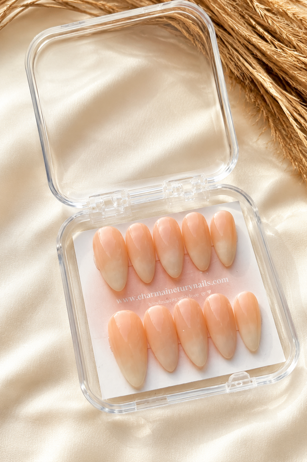 Ivory Peach Kiss